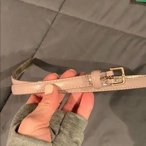 Never worn ! Skinny belt